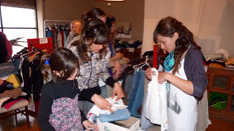 FERIA AMERICANA EN MENDOZA - Crnica